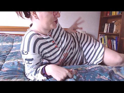 ❤️ Huelt dëse grousse schwaarze Hunn an Ärem Mond klenge Sklave Qualitéit Porno bei eis