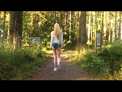 ❤️ Schéin Fra beweegt sech lues, net plakeg Video Qualitéit Porno bei eis